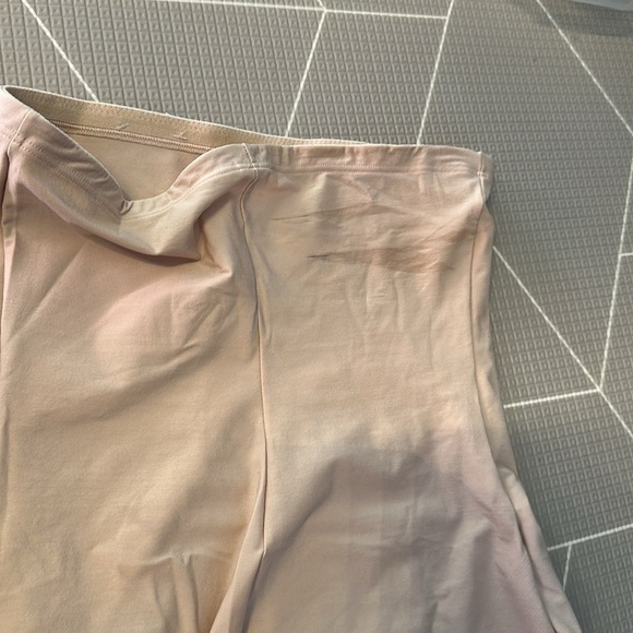 Miracle suit HI waist firm control Shaper - Picture 4 of 4